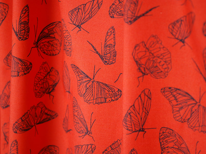 Popeline_meterware_butterfly_red