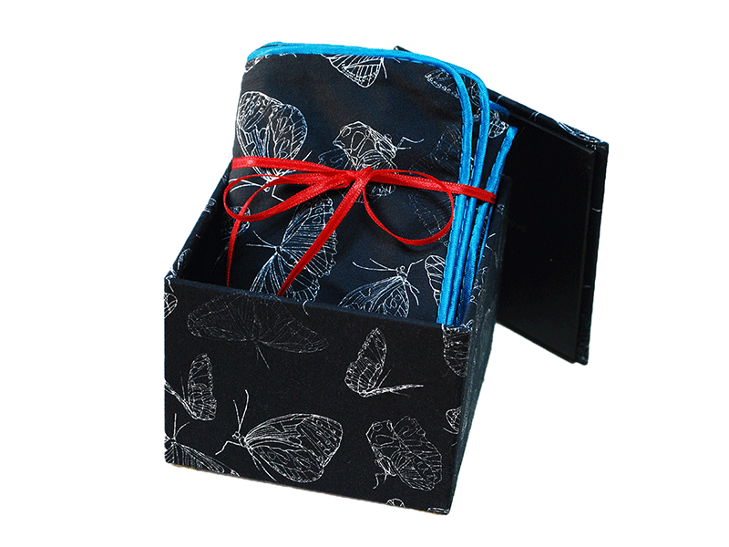 Kissen, Kissenbezug, Biostoffe, Geschenkbox, Schmetterlinge schwarz, weiss , Stoffdruck